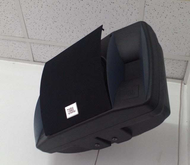 loa-karaoke-JBL