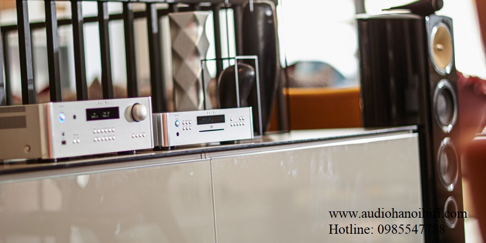 Amply-Rotel-RA-1570-mau-bac