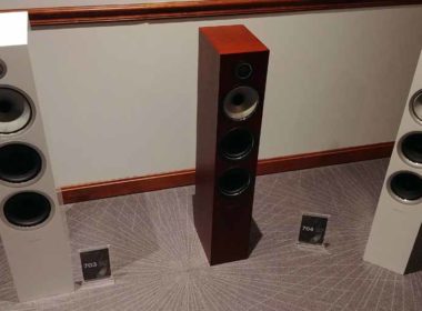 Loa B&W 703 S2