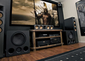 Dòng loa Klipsch  Reference II: Gã khổng lồ đến từ nước Mỹ