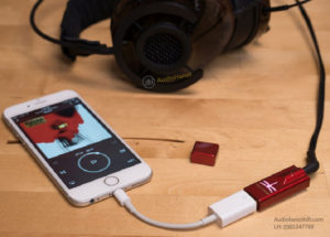 Bộ giải mã USB AudioQuest DragonFly Red nhỏ nhưng đầy võ