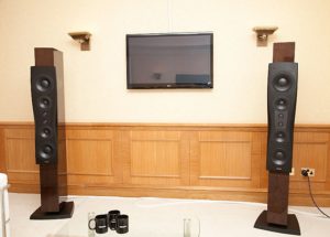 Cùng chiêm ngưỡng cặp loa đẳng cấp Dynaudio Confidence C4 Platinum