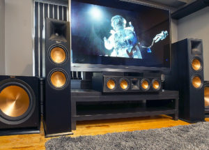 Chất âm mới mẻ, cực hay đến từ đôi loa Klipsch RP-250F
