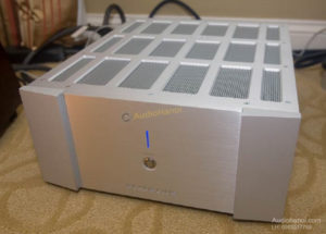 Bộ khuếch đại âm thanh stereo mới power ampli Bladelius Ymer Mk.II