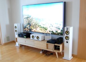 Bộ loa đứng B&W 684 S2 mang hiệu suất âm thanh vượt trội