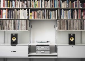 Mẫu loa bookshelf B&W 685 S2 “giá trị” cần có cho mọi phòng nghe