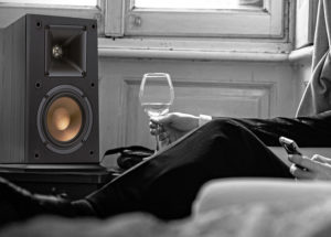 Âm thanh chuẩn, sống động – Loa Klipsch R-14M