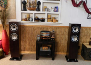 Mẫu loa đứng Tannoy Revolution XT 6F nổi trội