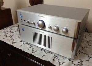 Rotel giới thiệu đến cộng đồng audiophile mẫu pre ampli Rotel RC-1550