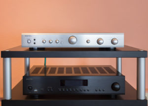 Ampli nghe nhạc Rotel A 10 đến từ nước Anh