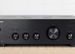 Ampli Pioneer A-50DA cho âm thanh hiệu suất cao, kết nối đa dạng