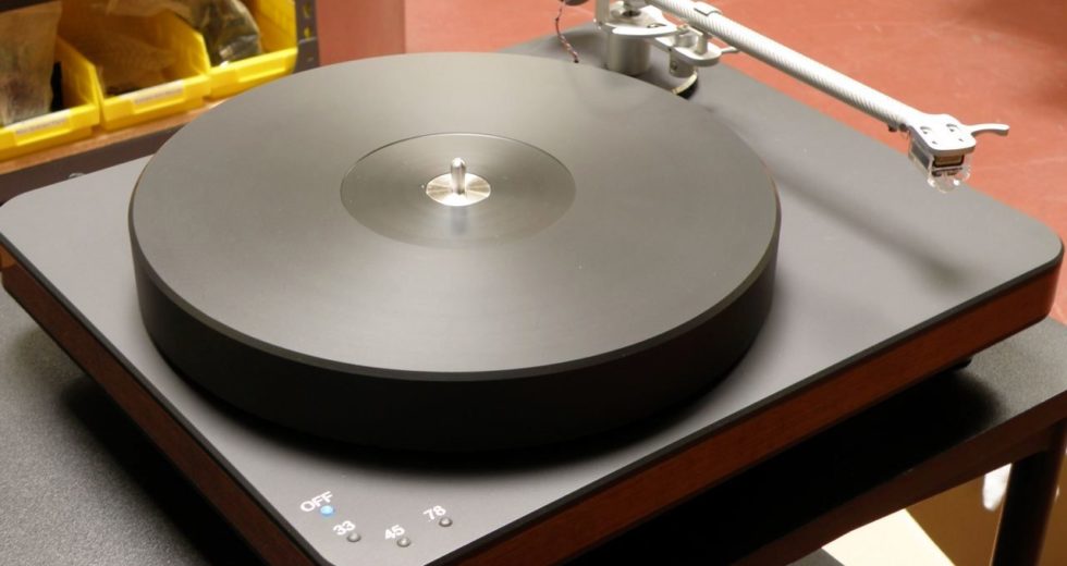 Đầu đĩa than Clearaudio Ovation là 1 tuyệt tác cho âm thanh analog