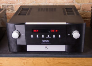 Trải nghiệm âm thanh chất lượng đến từ mẫu: Ampli Mark Levinson No 585