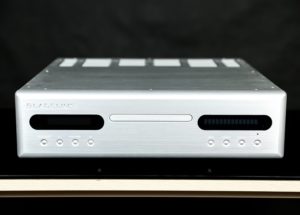 Khám quá đầu đọc đĩa CD/SACD Bladelius Gondul M Mk.IIII đến từ thương hiệu Thụy Điển