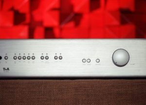 Hiệu suất âm thanh mạnh mẽ từ ampli T+A PA 1000 E
