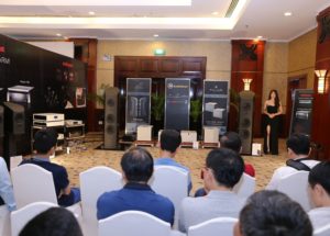[Vietnam Hi-end Show 2018 TpHCM ] – Cận cảnh đôi loa AudioSolutions Vantage L đắt giá của Audio Hà Nội
