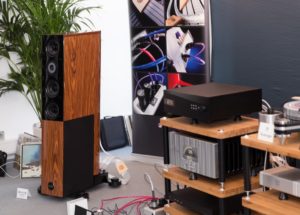 Cặp loa hiend đáng tin cậy của Đức: Loa Audio Physic Cardeas 30 Jubilee Edition