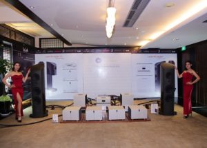 [Vietnam Hiend Show 2018 – Hà Nội] Choáng ngợp với màn trình diễn của hệ thống phối ghép đến từ phòng triển lãm của Audio Hà Nội