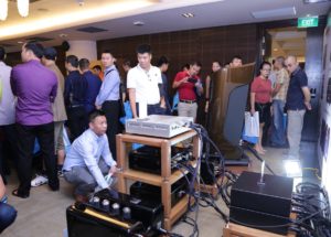 [Vietnam Hiend Show 2018 – Hà Nội]: Hệ thống phụ kiện âm thanh của AudioQuest phủ sóng trong phòng triển lãm của Audio Hà Nội