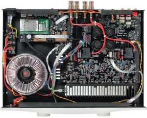 ampli hegel h120 ben trong